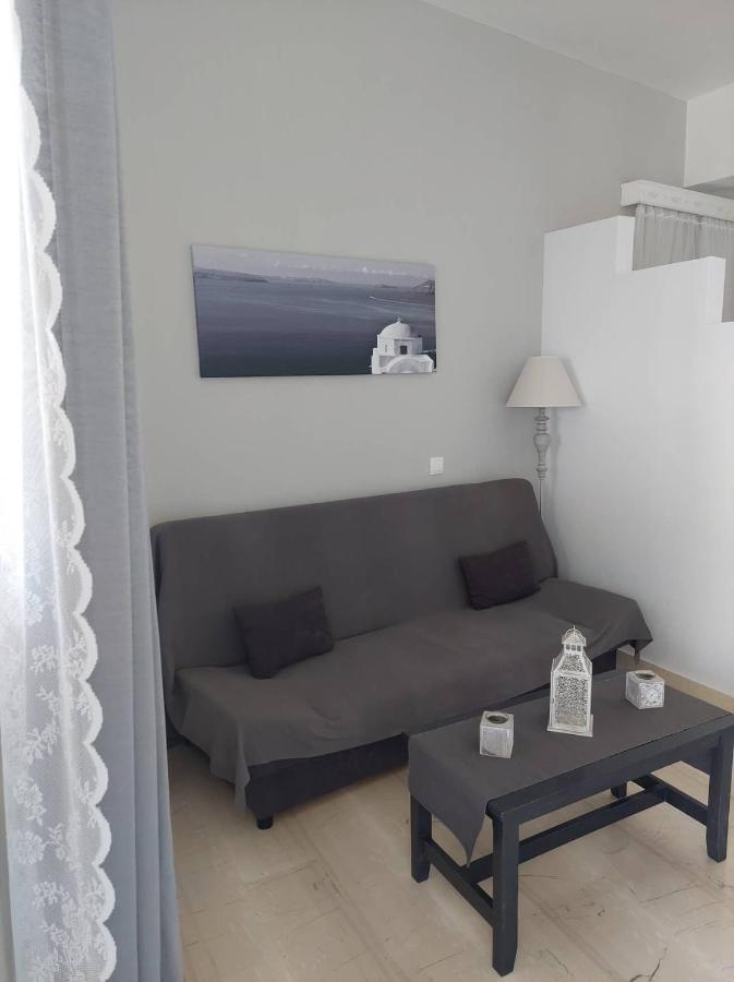 Anezinas Place Apartamento Perissa  Exterior foto